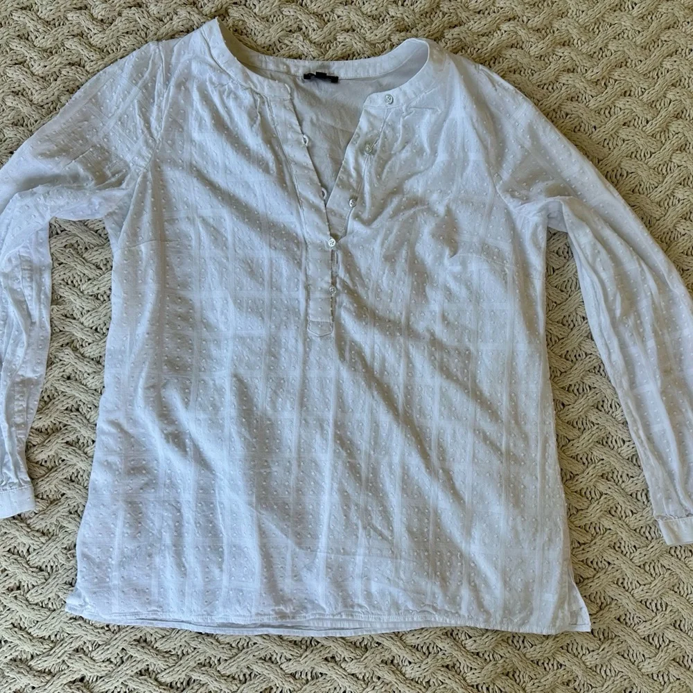 Talbots White Swiss Dot Top Blouse - Picture 6 of 7